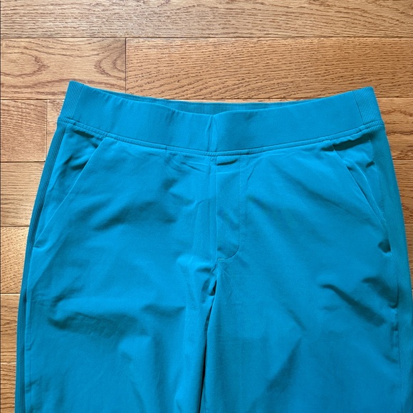 Athleta green Ankle Pants - Picture 4 of 7